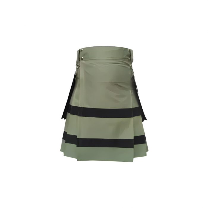 classic-utility-kilt-with-black-stripes