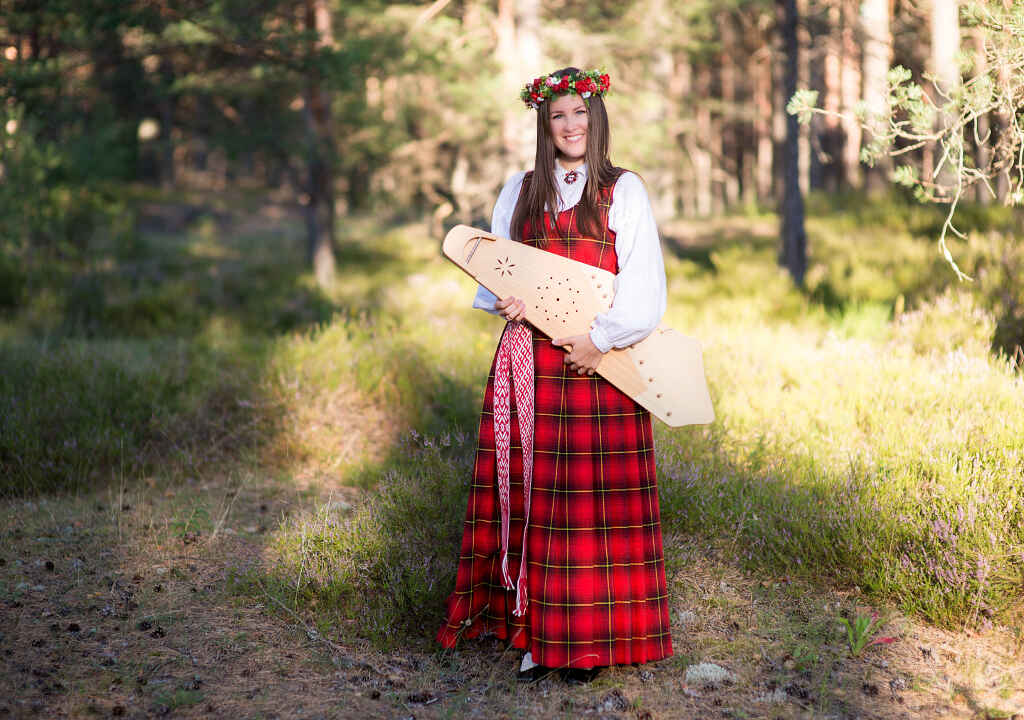 A Step-by-Step Guide to Understanding the Parts of Highland Dress