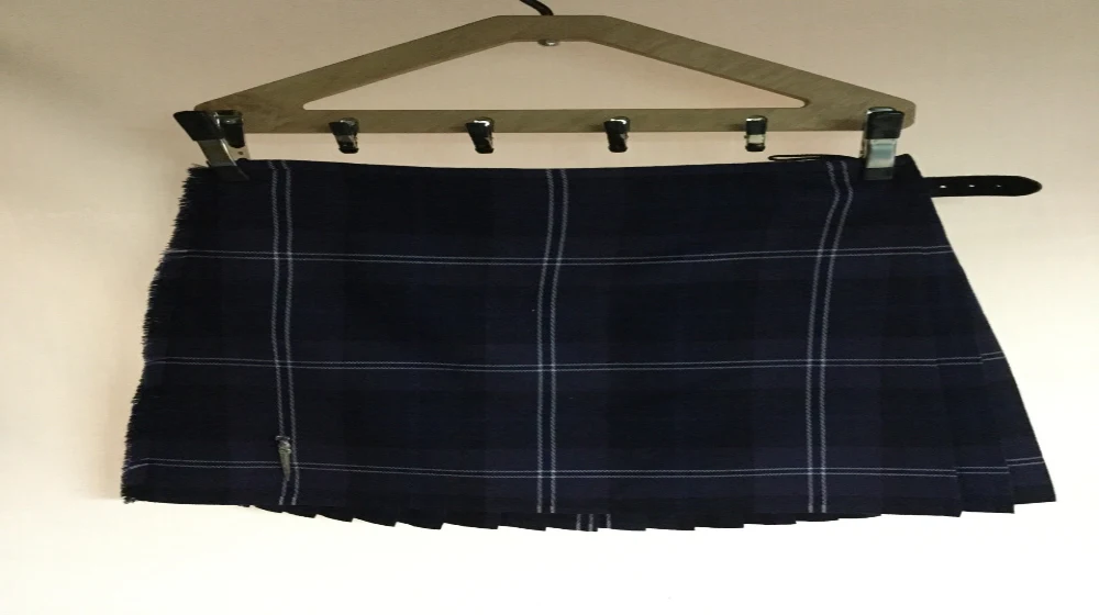 kilt hanger